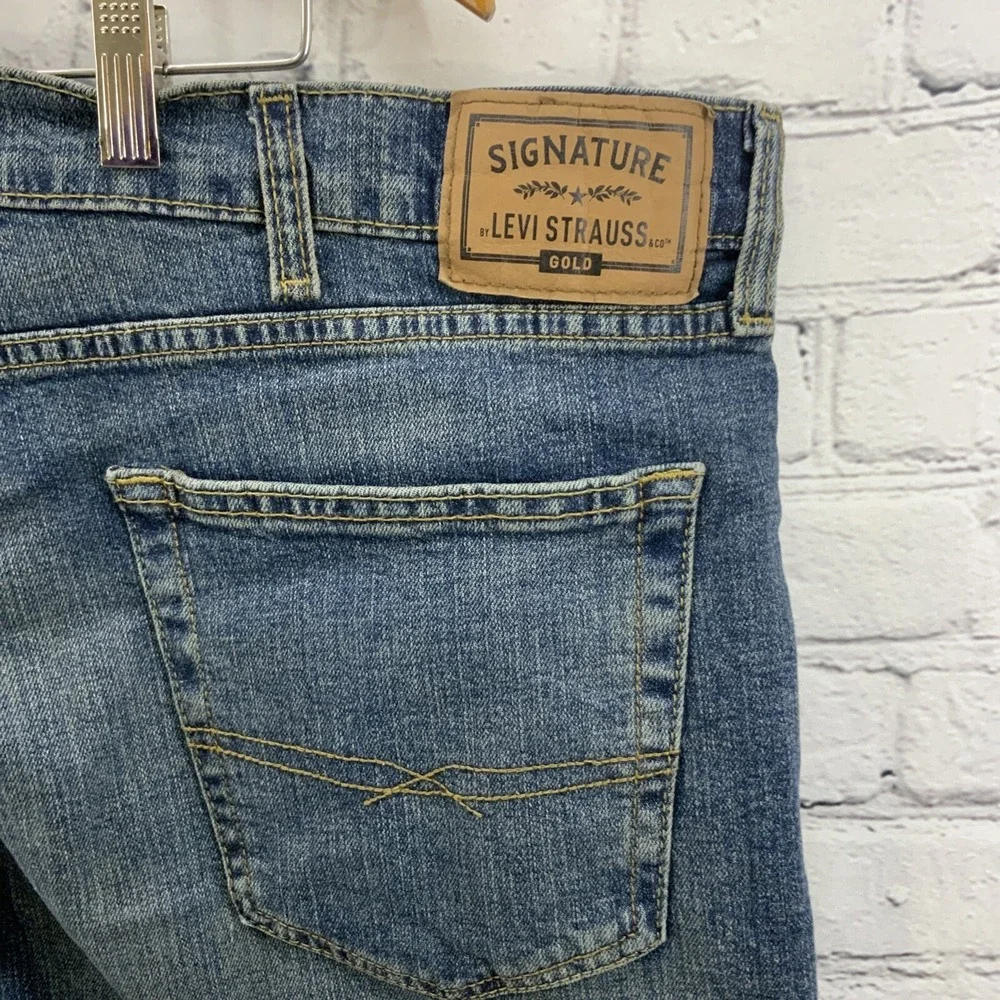 Signature Levi Strauss Blue Jeans Mens‎ Sz 44 X 30 Regular Straight Fit